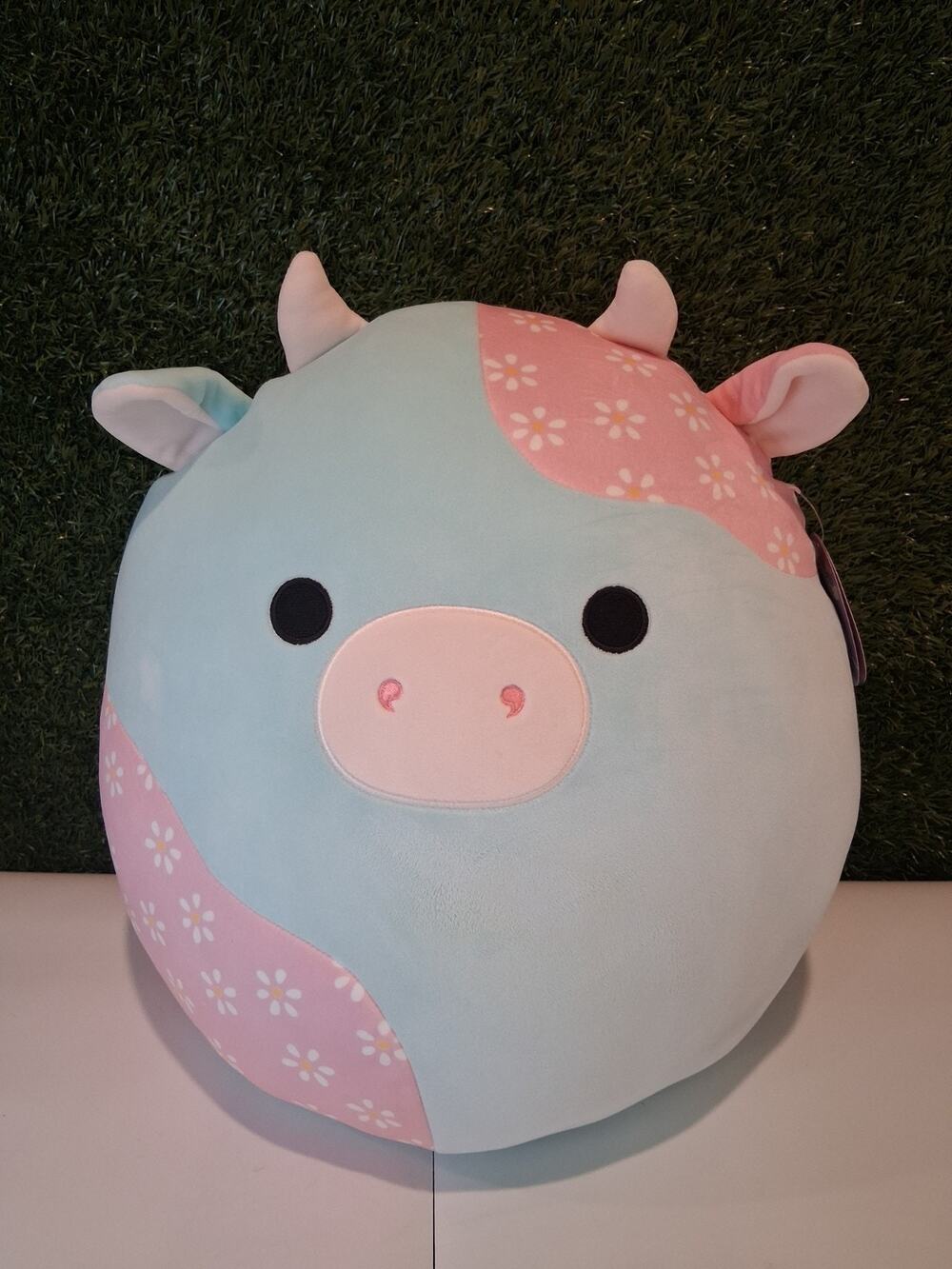 Squishmallow Yamaris The Cow 12" Easter 2024 Blue Floral Print Plush Jazwares...